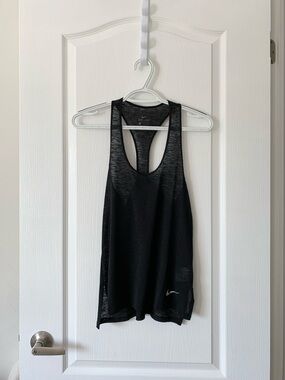 NIKE black workout tank